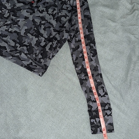 ✨HOST PICK✨SPYDER Active Crop Zip  Up - Picture 4 of 8